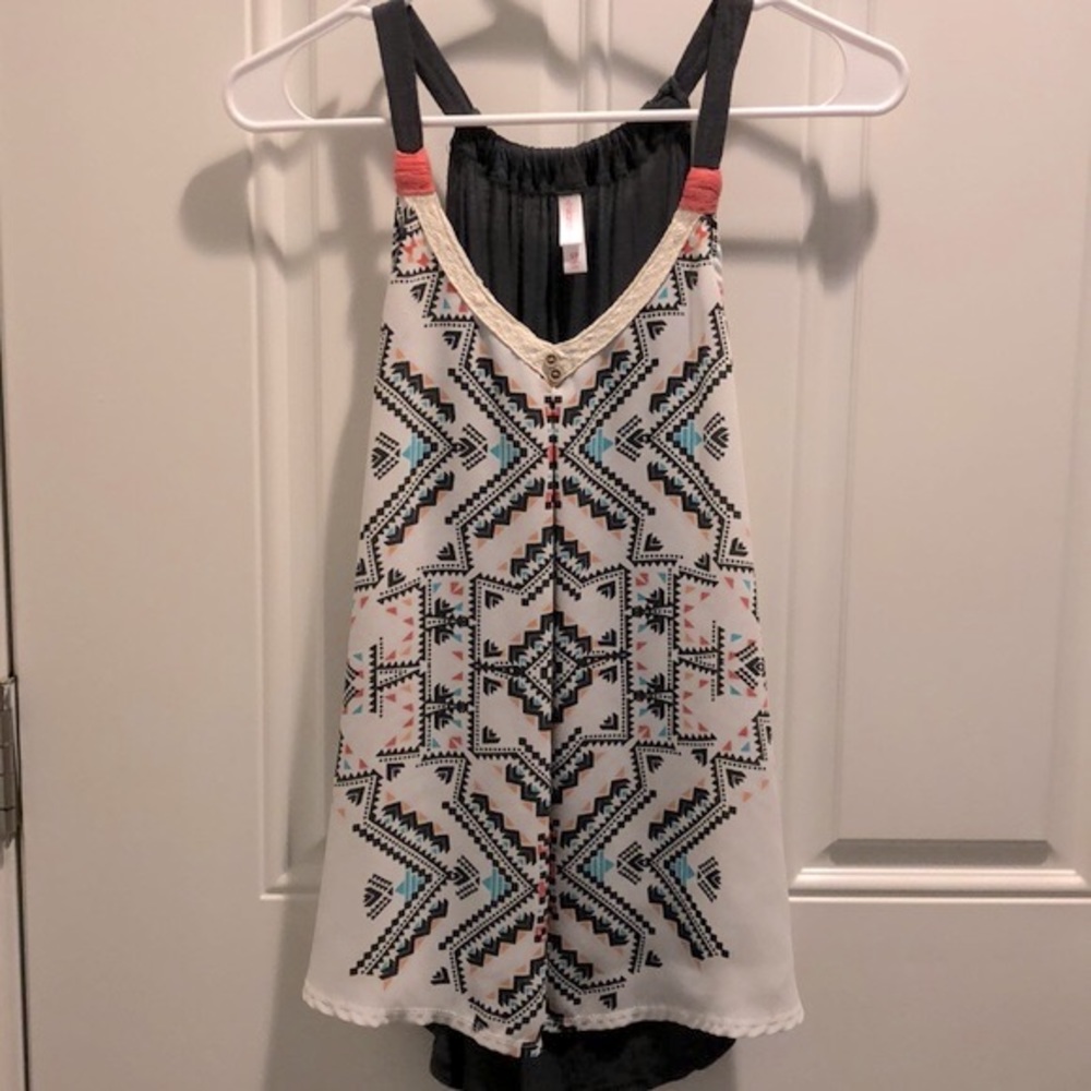 Xhilaration Tank Top